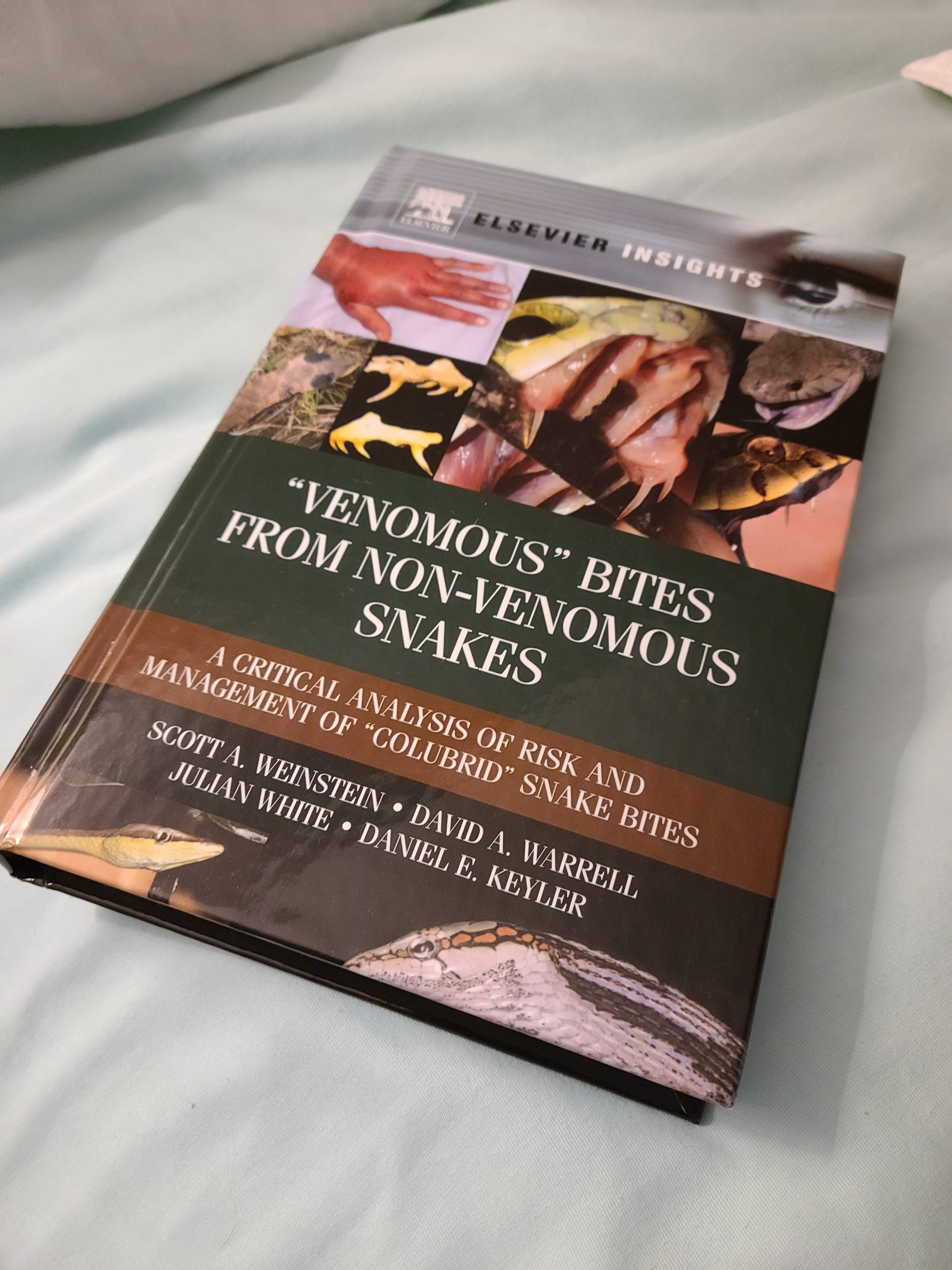 Book Review: Venomous” Bites From Non-Venomous Snakes: A Critical ...